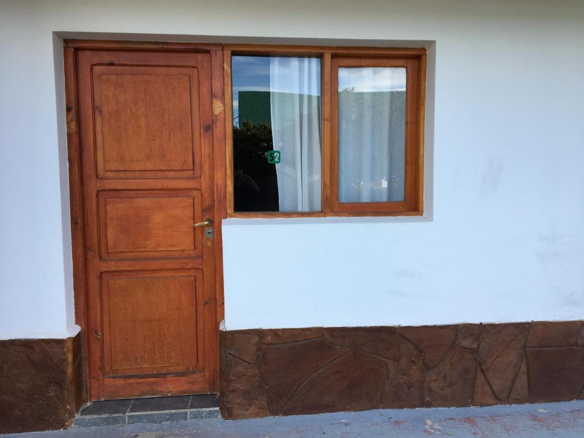 Los Dos Pinos El Calafate Exterior foto